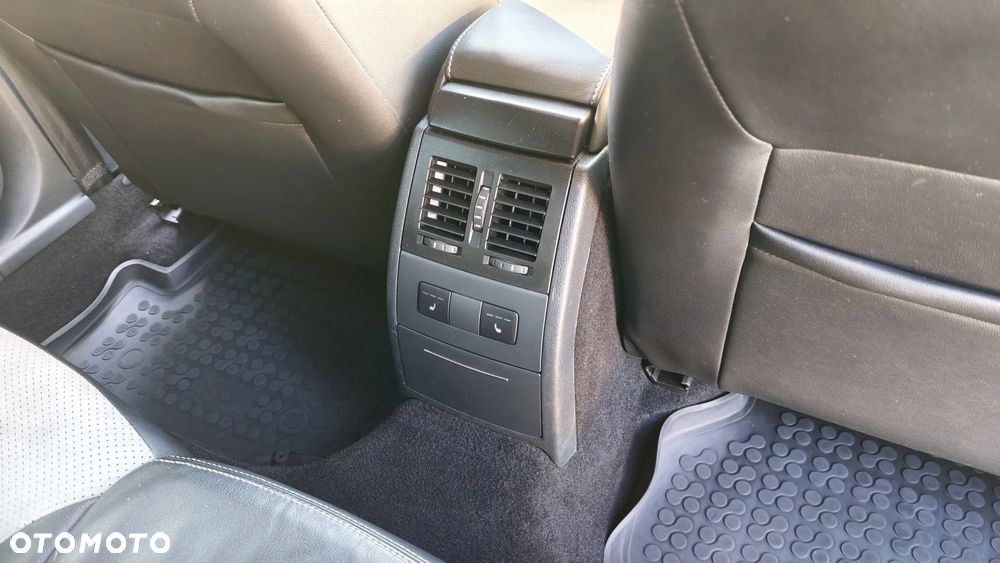 Skoda Octavia 2.0 TDI CR DPF RS - 15