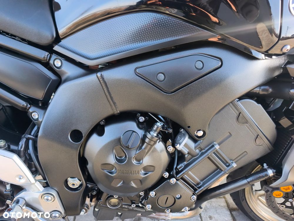Yamaha FZ - 18