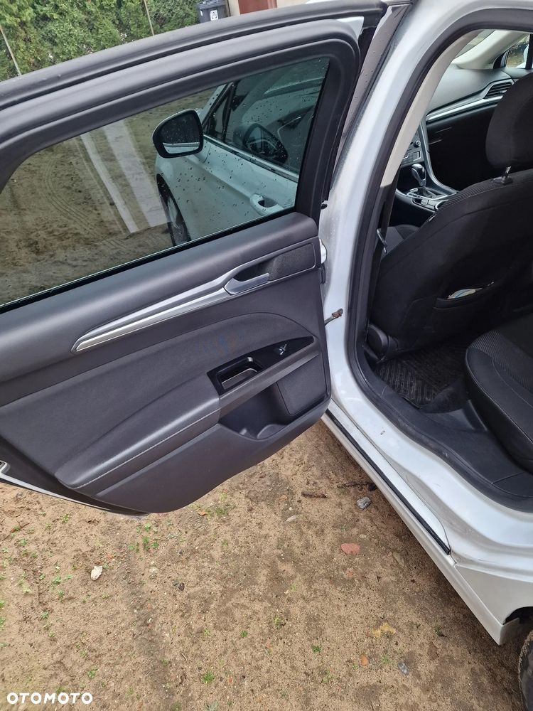 Ford Mondeo 2.0 TDCi Titanium PowerShift - 21