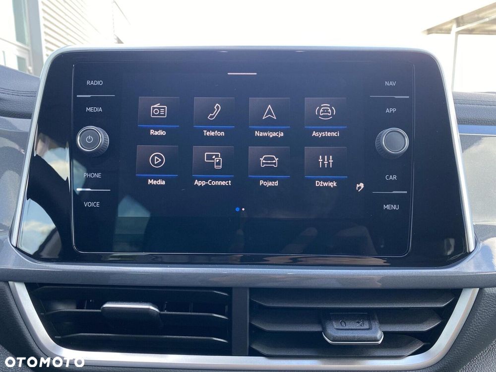 Volkswagen T-Roc - 38
