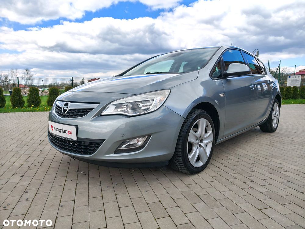 Opel Astra 1.4 Turbo Edition - 10