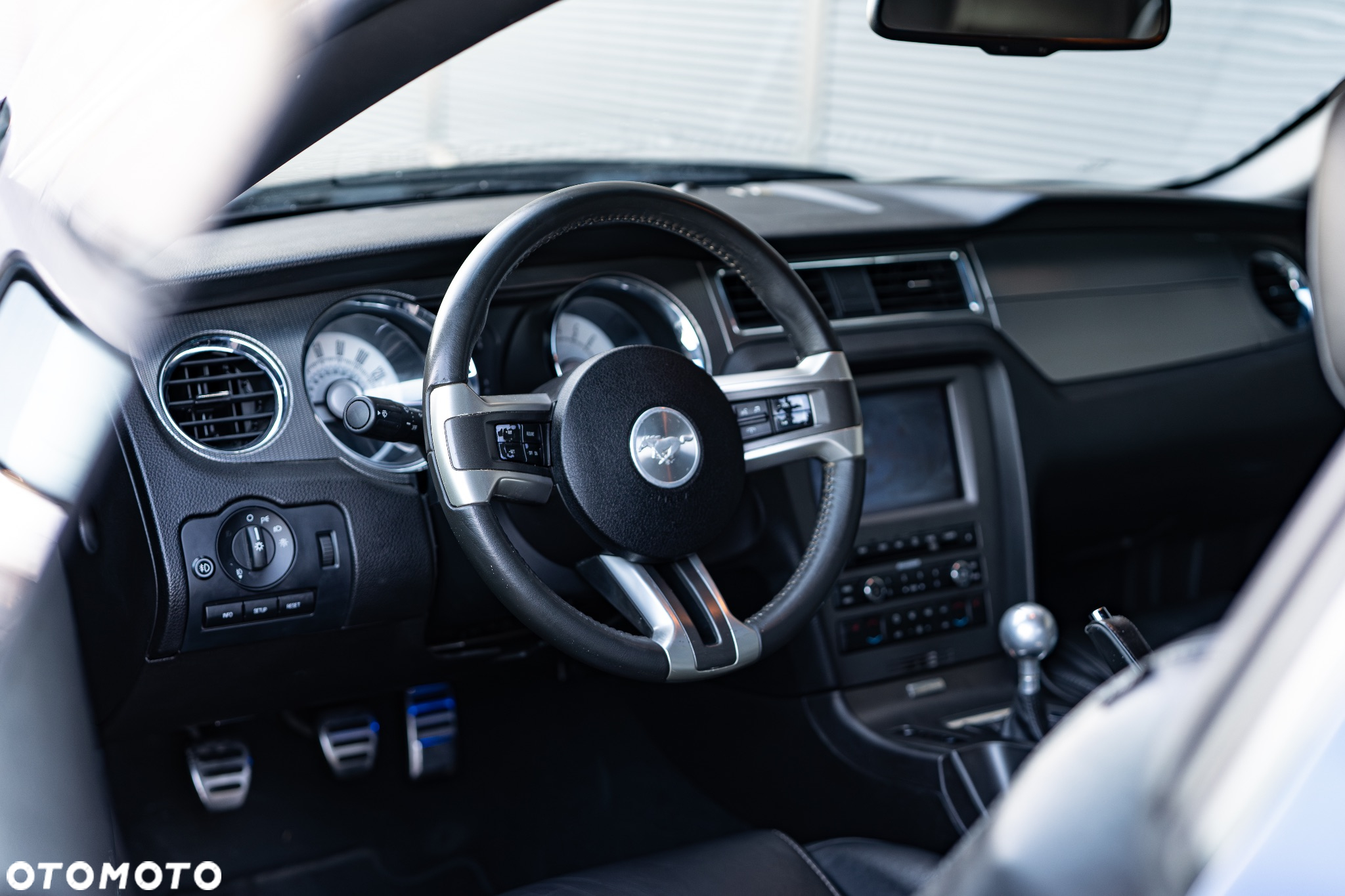 Ford Mustang - 8
