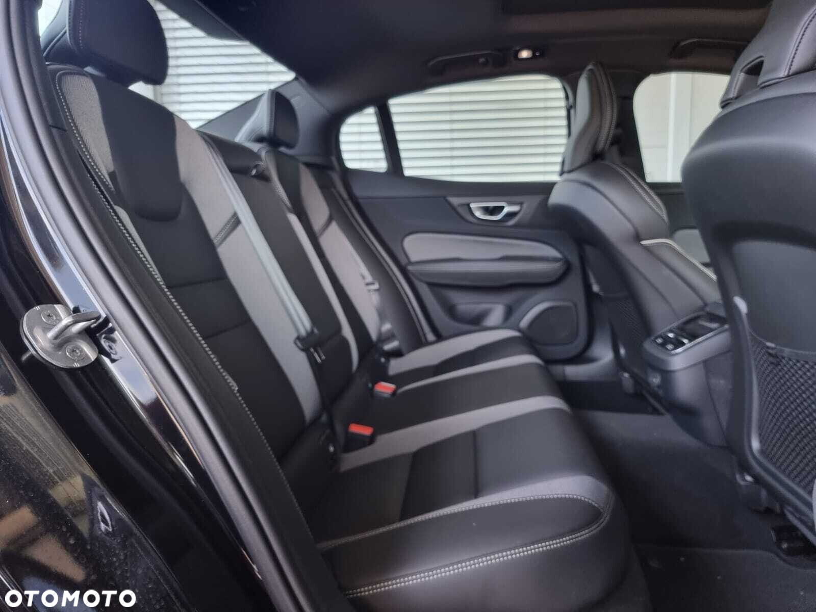 Volvo S60 - 23