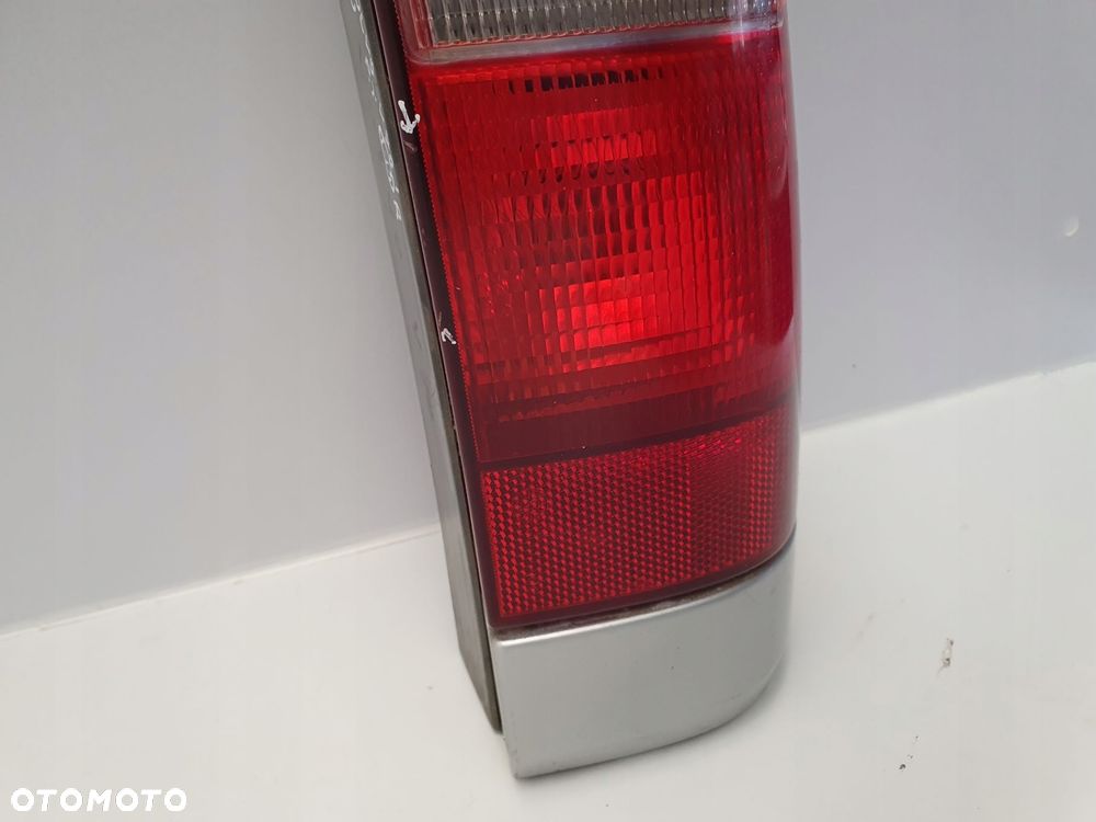 LAMPA PRAWA Volvo V70 I XC70 96-00r TYLNA prawy tył pasażera Dolna Europa - 3