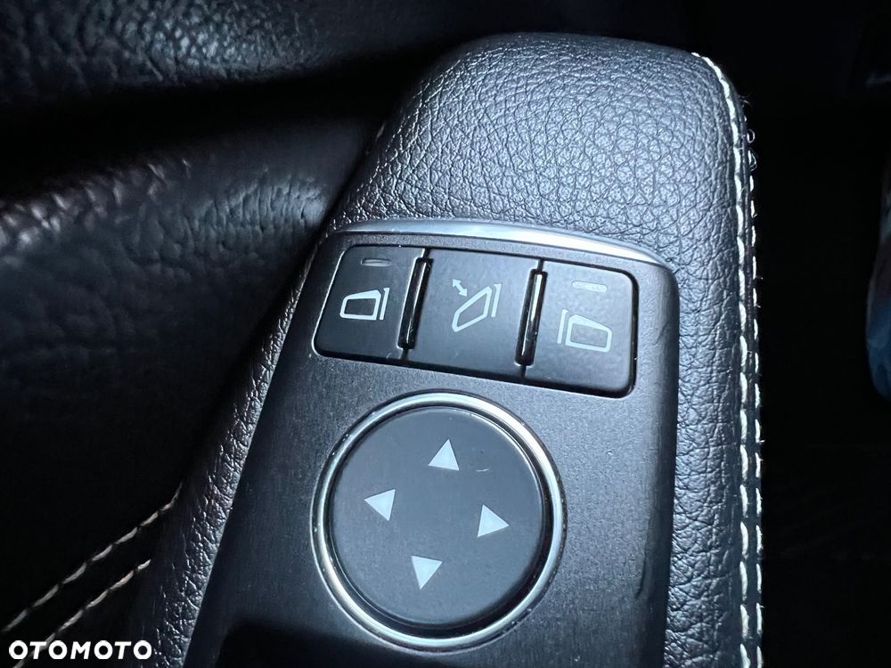 Mercedes-Benz Klasa A 180 d Activity Edition - 30