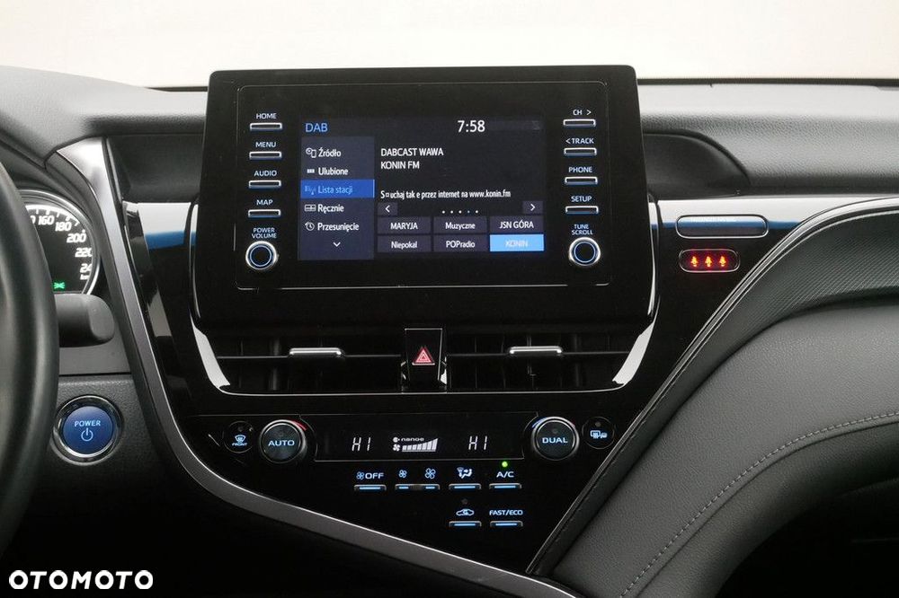 Toyota Camry 2.5 Hybrid Comfort CVT - 10