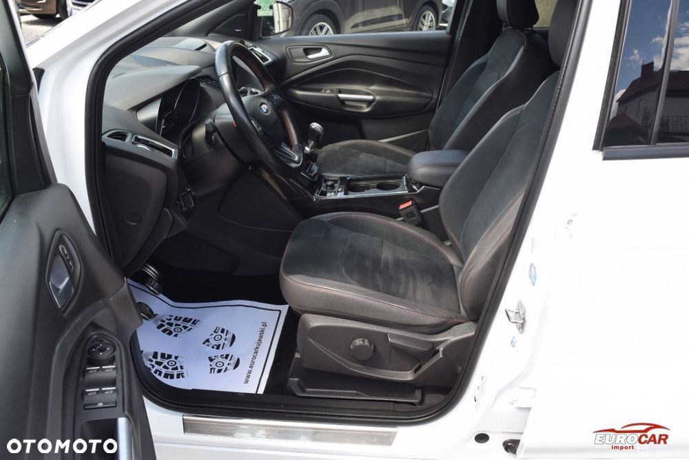 Ford Kuga 2.0 TDCi AWD ST-Line - 10
