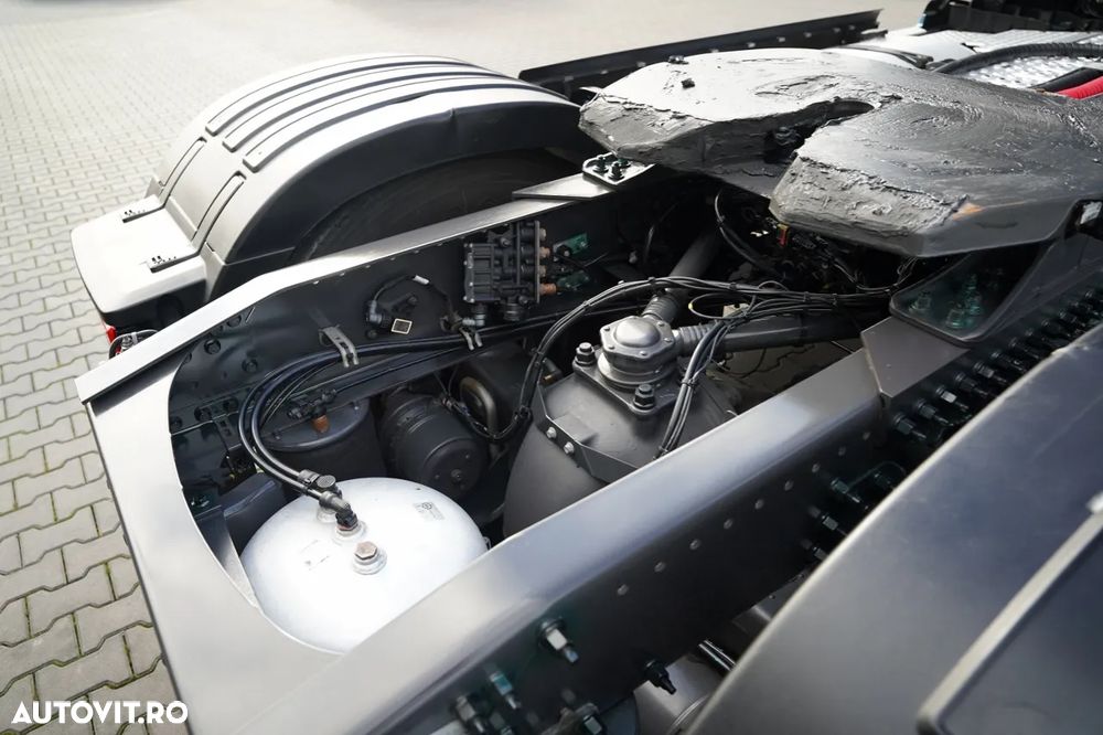 Volvo FH 540 / SISTEM HIDRAULIC / I-PARK COOL / I-SHIFT / ADR COMPLET / INTERIOR DIN PIELE / EURO 6 - 19