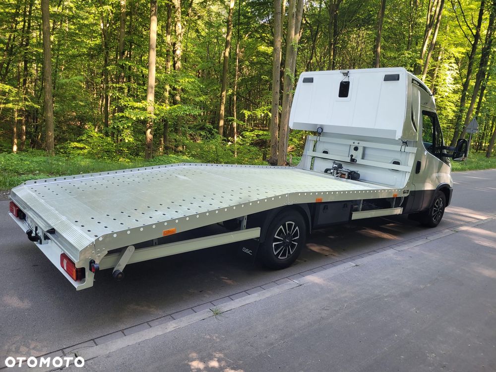 Iveco Daily - 12