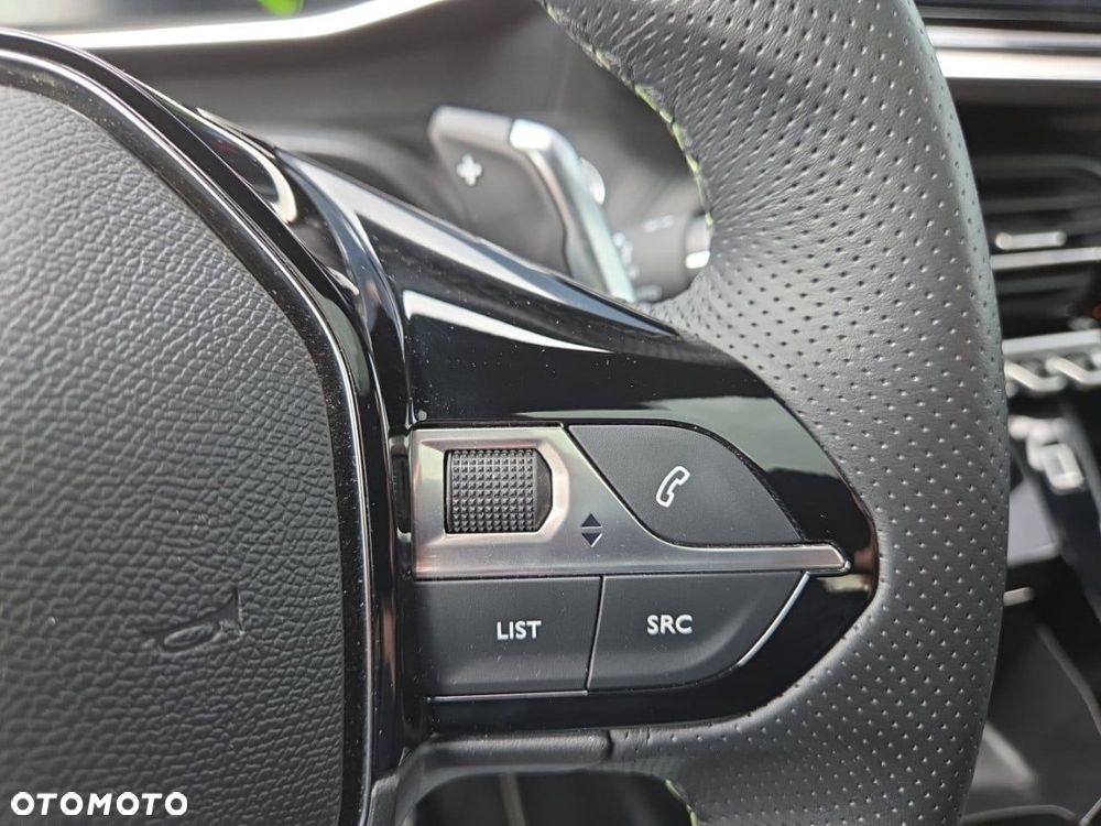 Peugeot 2008 1.2 PureTech GT S&S EAT8 - 19