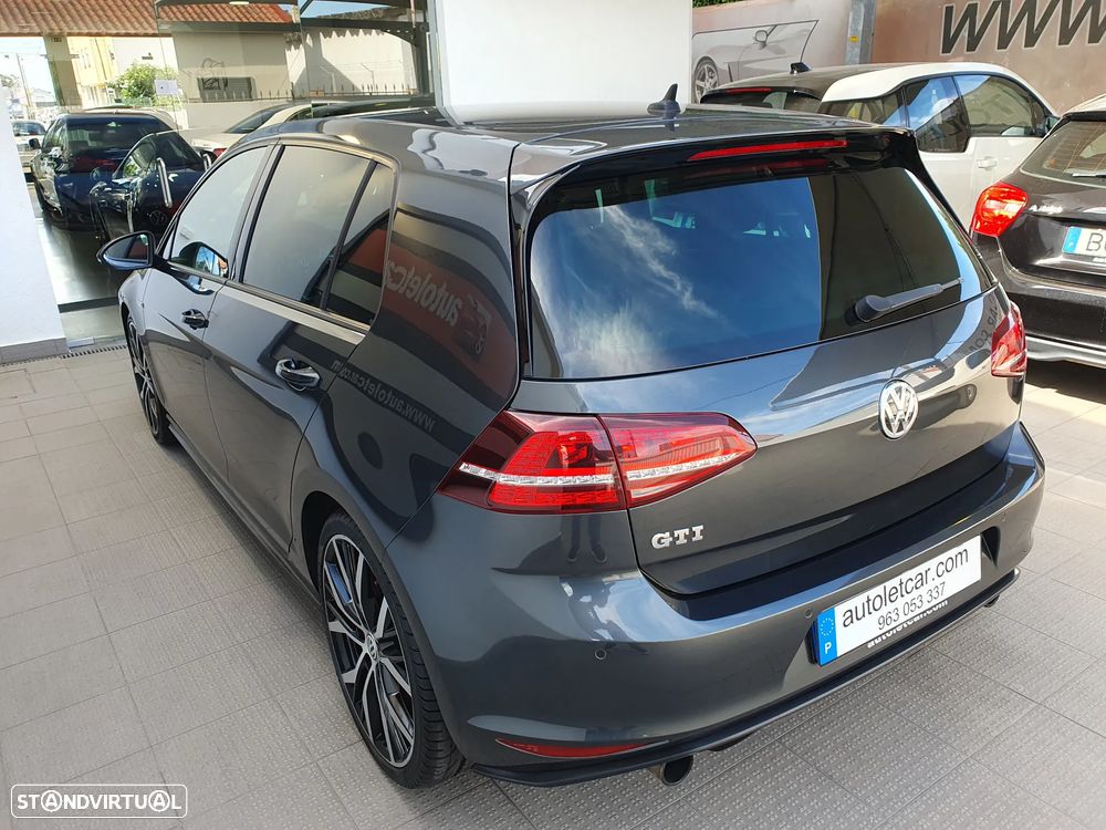VW Golf 2.0 TSi GTi DSG - 6