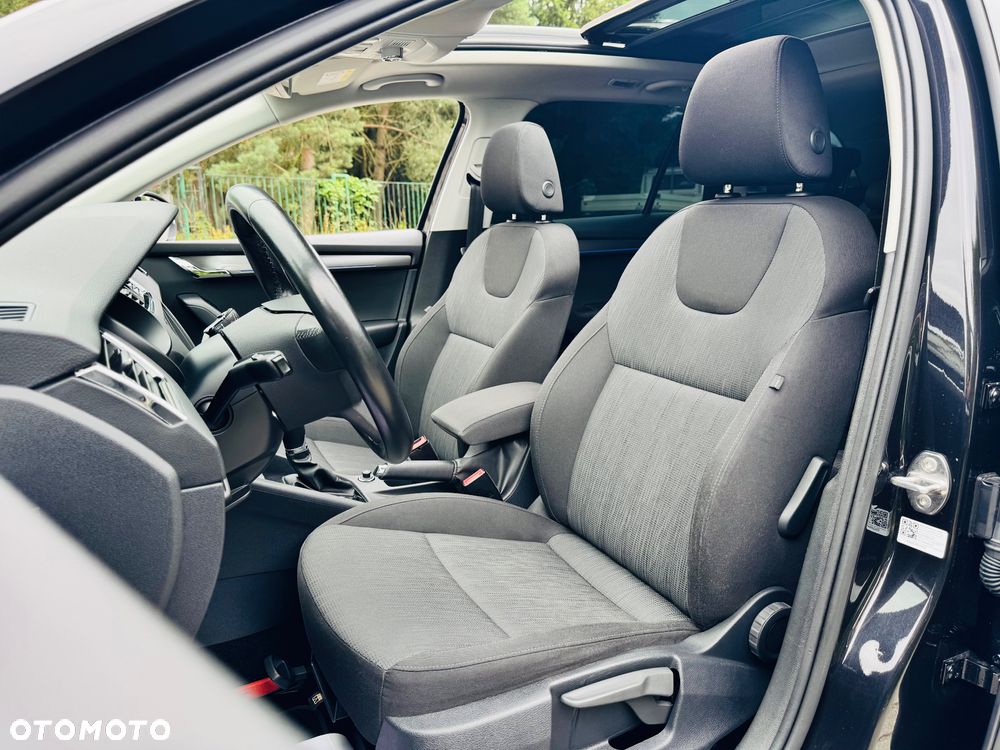 Skoda Octavia 1.6 TDI DSG Premium Edition - 29