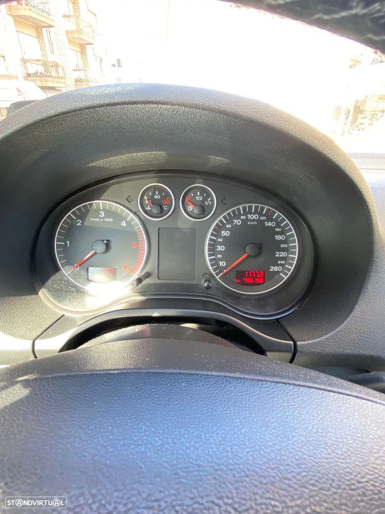 Audi A3 1.9 TDI Sport - 6