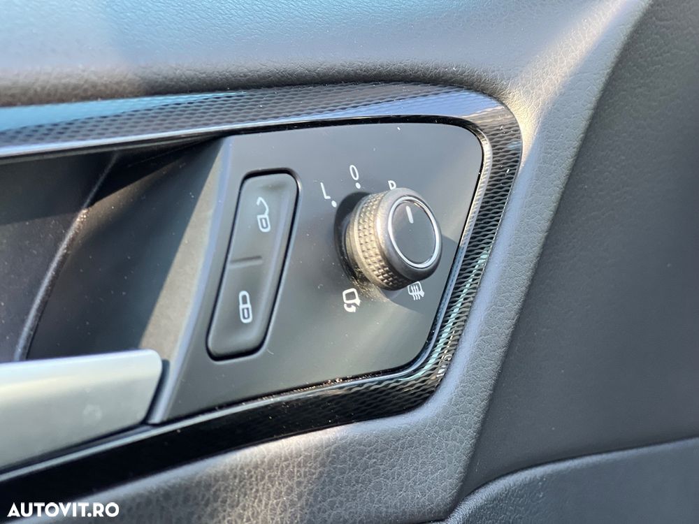 Volkswagen Golf GTD 2.0 TDI SCR DSG - 18