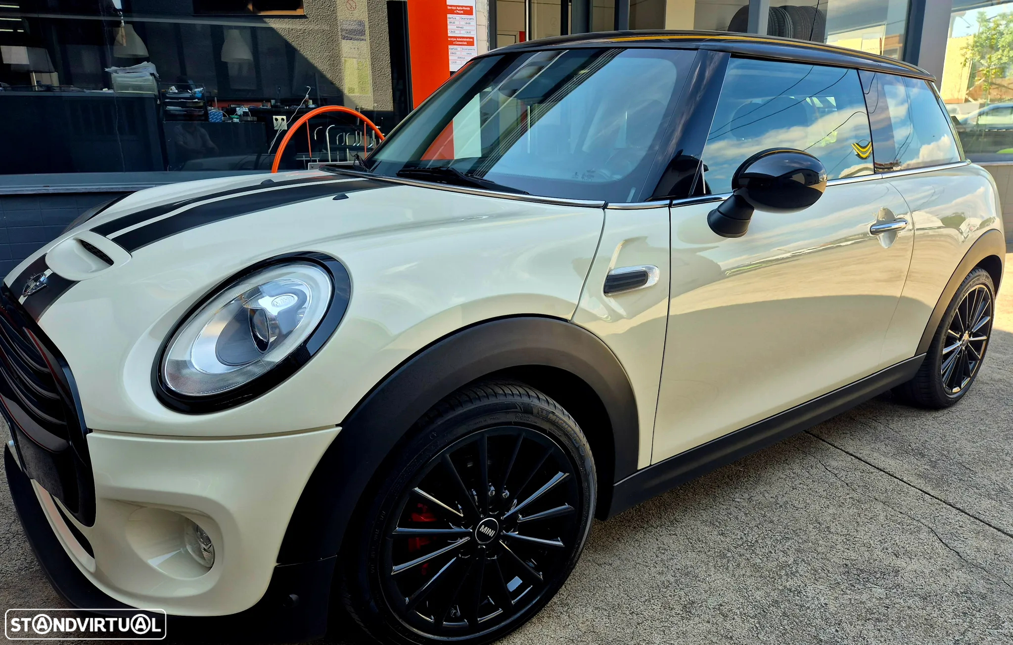 MINI 3 Portas Cooper Auto - 25