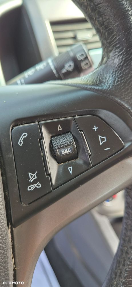 Chevrolet Aveo 1.6 LTZ - 25