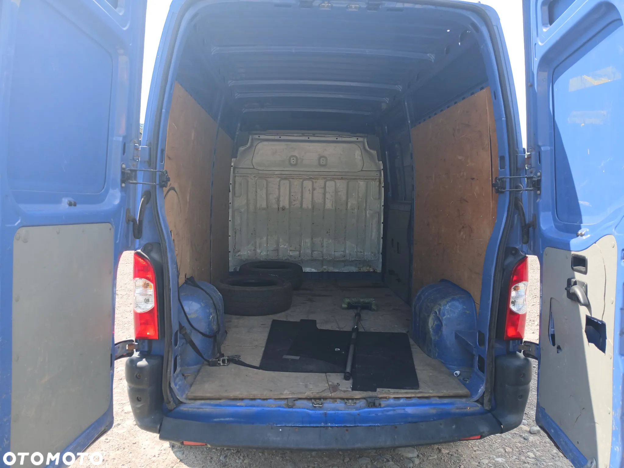 Renault Master II L2H2 2.5DCI 100KM - 13