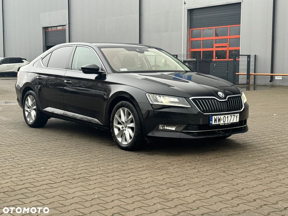 Skoda Superb 2.0 TDI SCR Style DSG - 7