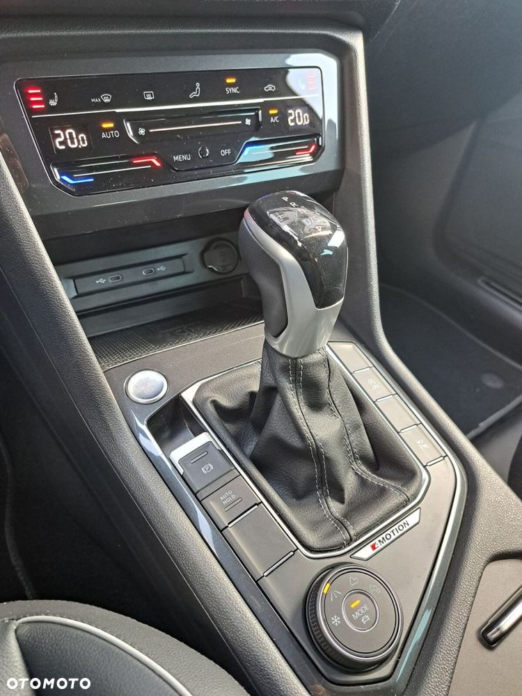 Volkswagen Tiguan 2.0 TDI SCR 4Mot R-Line DSG - 11