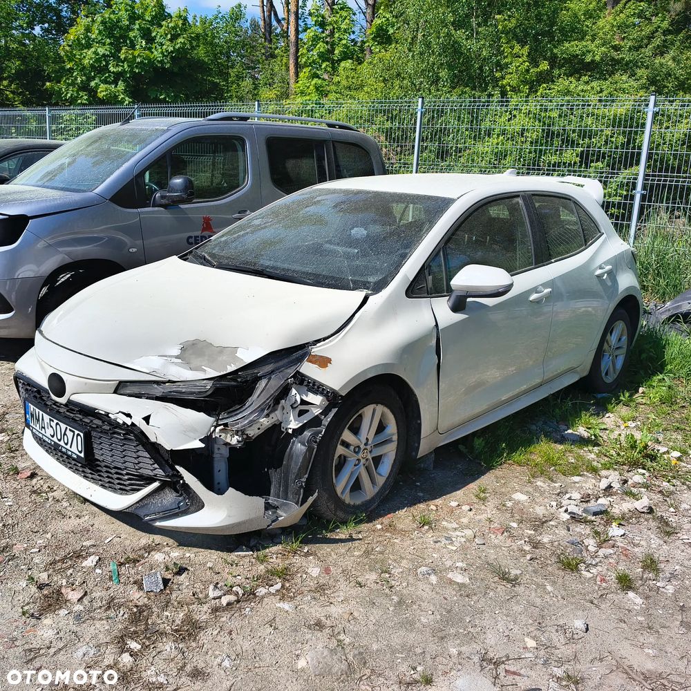 Toyota Corolla - 1