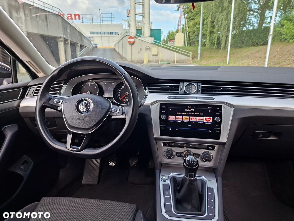 Volkswagen Passat 2.0 TDI BMT Comfortline - 3