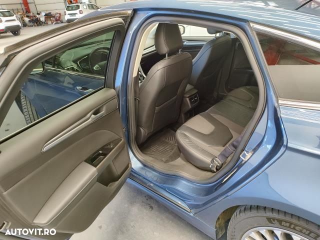 Ford Mondeo - 9