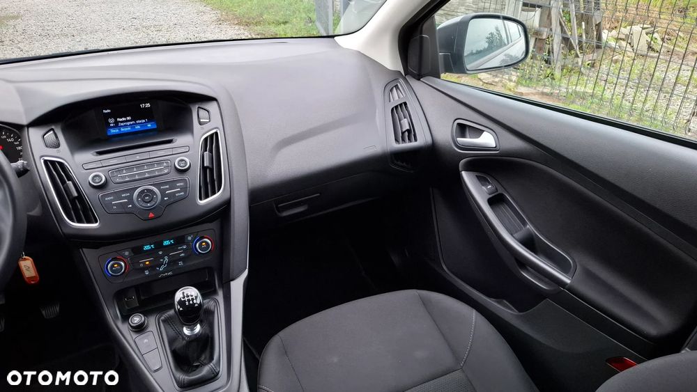 Ford Focus - 20
