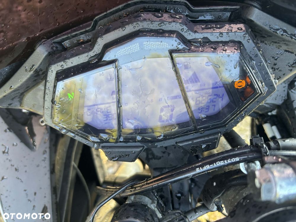 Yamaha R125 - 8