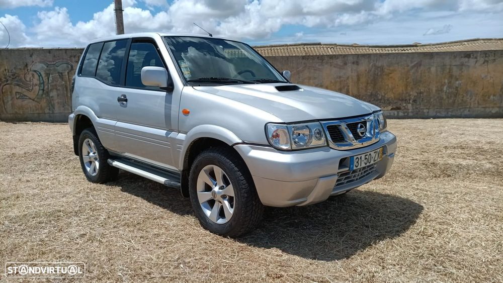 Nissan Terrano 3.0 TDi Luxury - 1