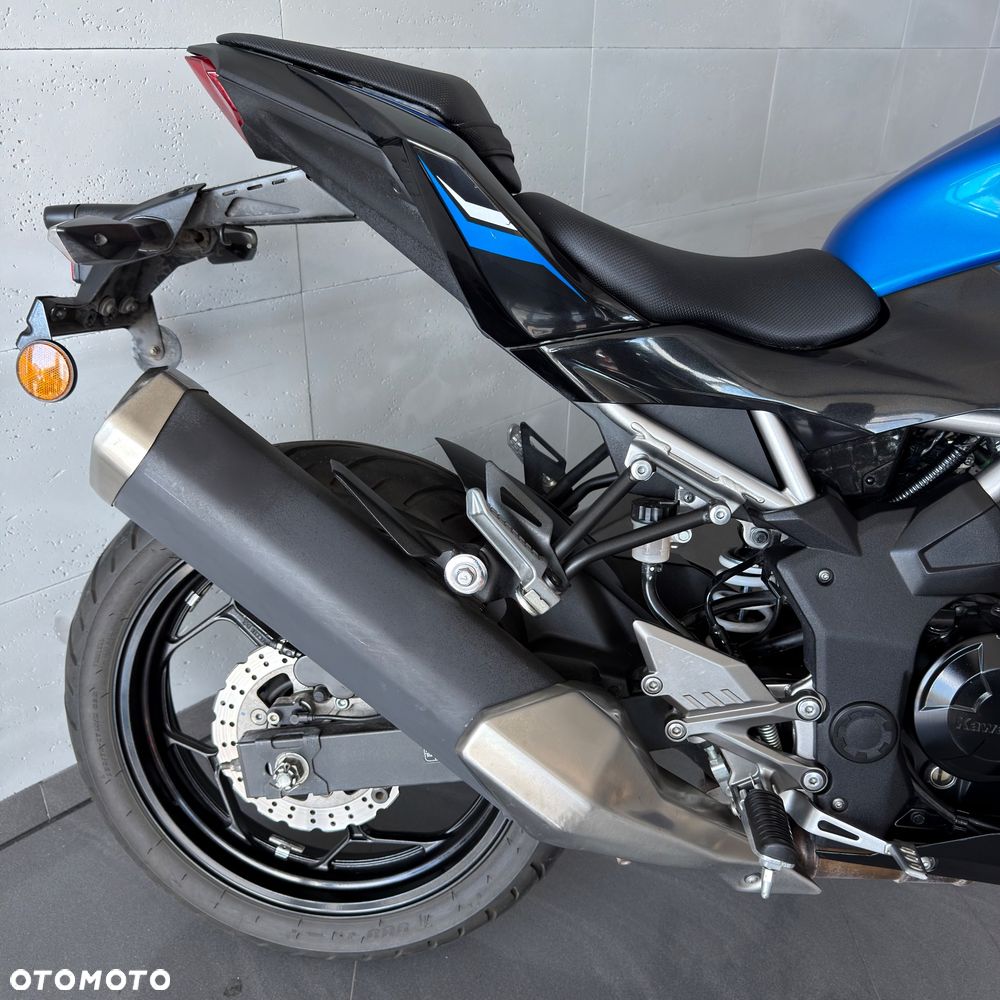 Kawasaki Z - 6