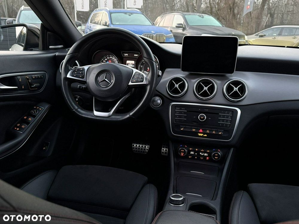 Mercedes-Benz CLA - 21