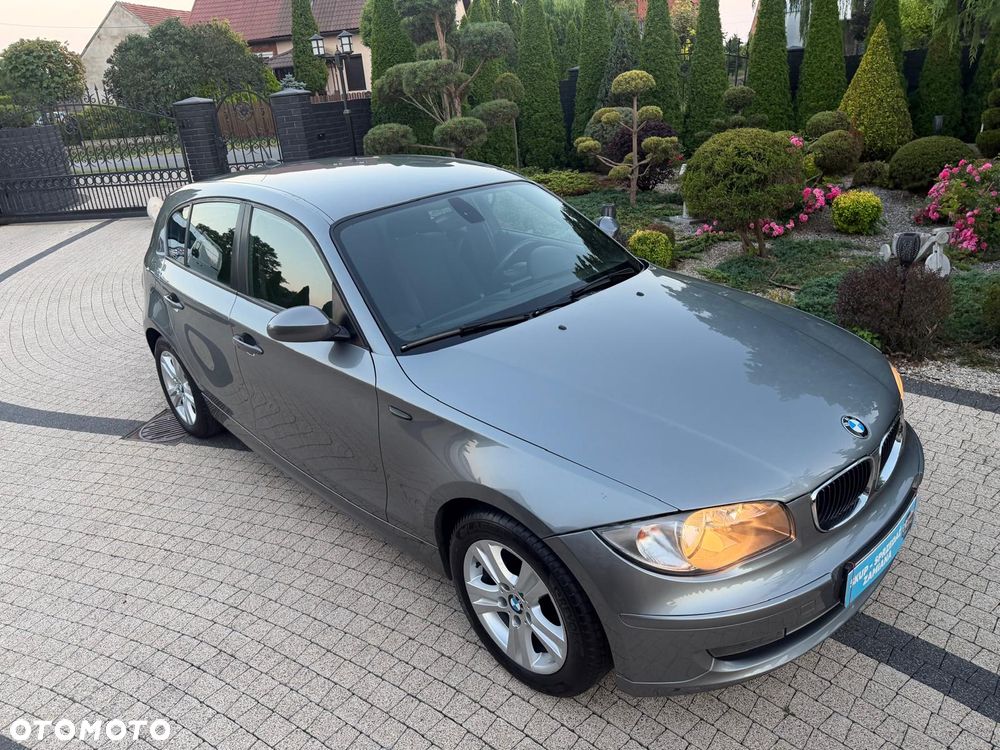BMW Seria 1 118d DPF - 14
