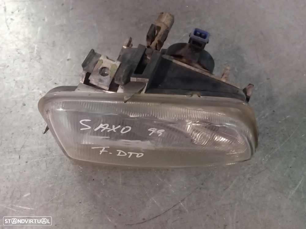 FAROL NEVOEIRO CITROEN SAXO - ESQUERDO / DIREITO - 4