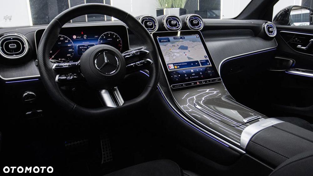 Mercedes-Benz GLC 200 4Matic 9G-TRONIC AMG Line Plus - 17