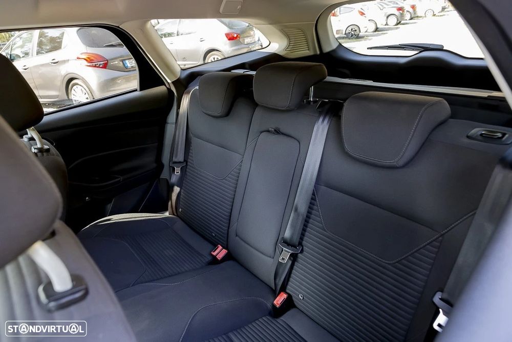Ford Focus SW 1.5 TDCi Titanium - 14