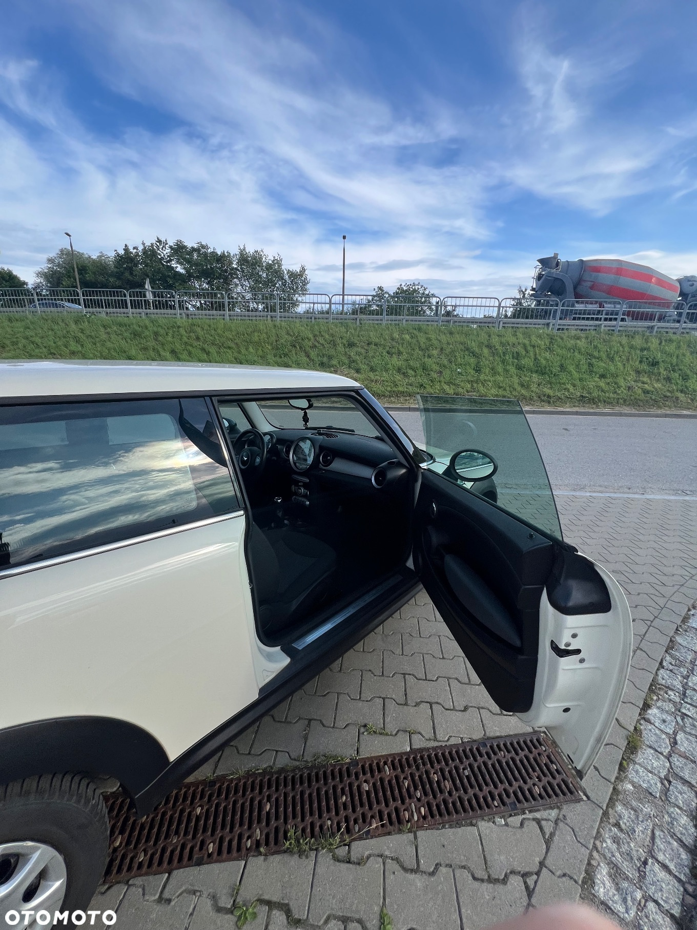 MINI Cooper Standard - 23