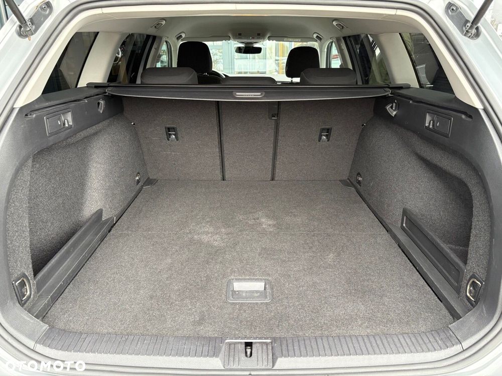 Volkswagen Passat 1.5 TSI EVO Essence DSG - 20