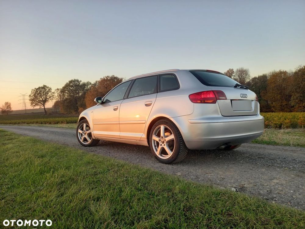 Audi A3 Sportback 1.9 TDI Ambiente - 3