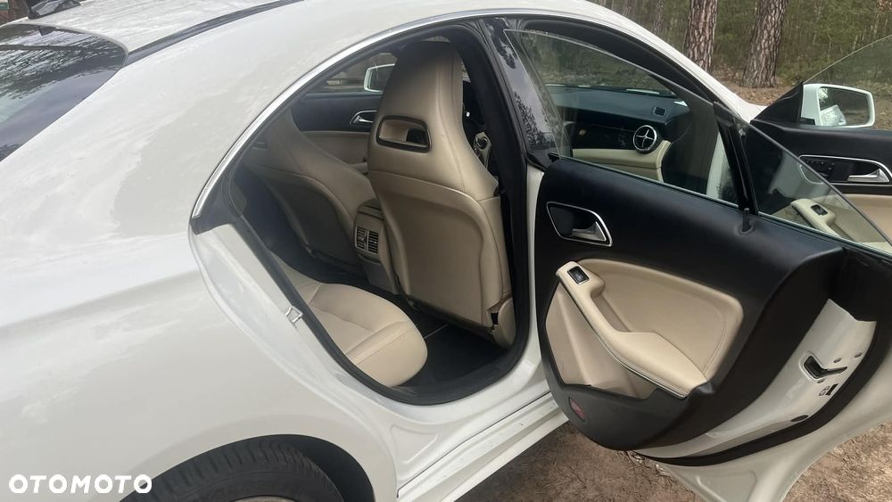 Mercedes-Benz CLA 250 4-Matic - 7