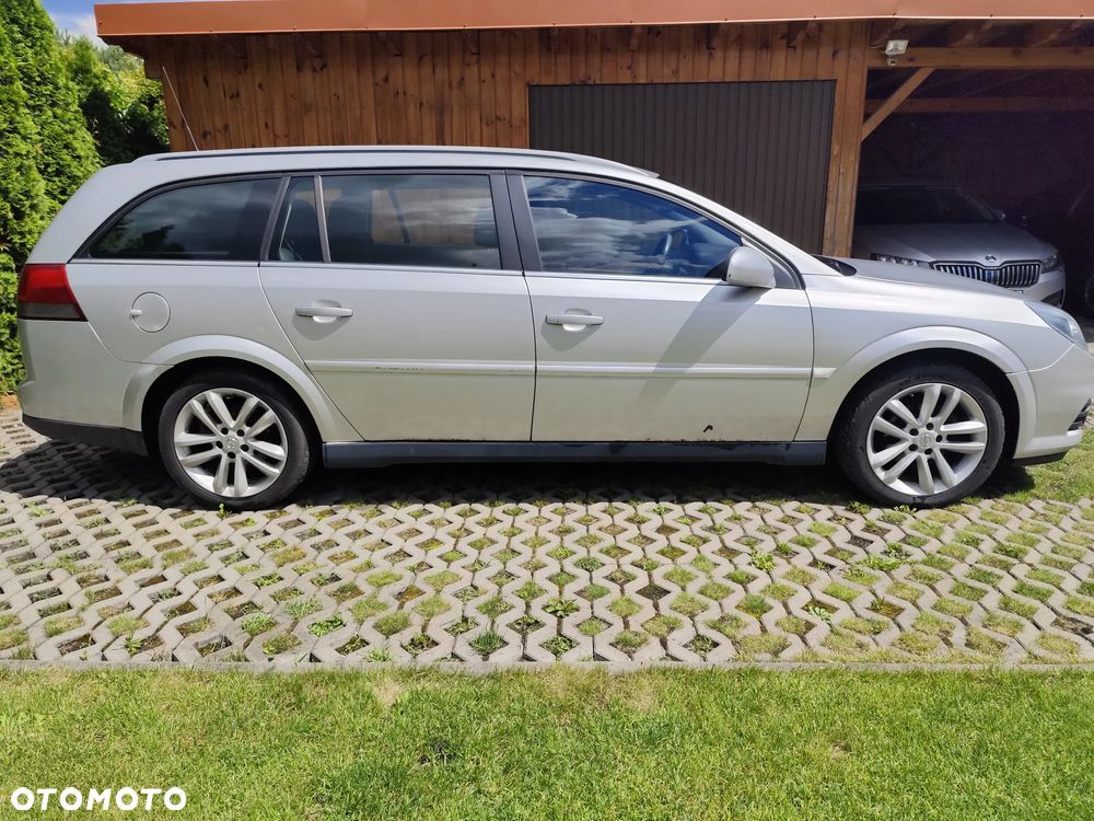 Opel Vectra 1.9 CDTI DPF Cosmo - 6