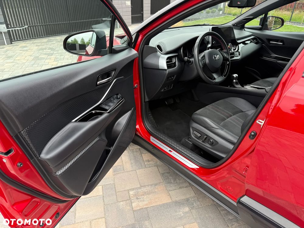 Toyota C-HR 2.0 GR Sport - 28