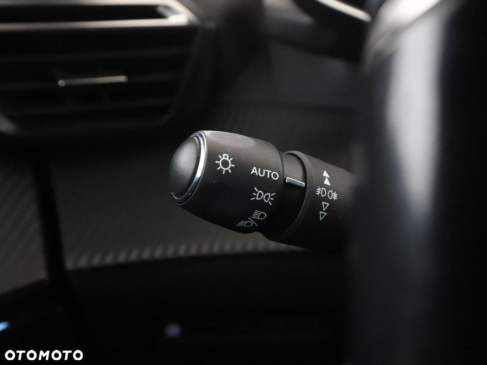 Peugeot 2008 1.2 PureTech GT Line S&S EAT8 - 35