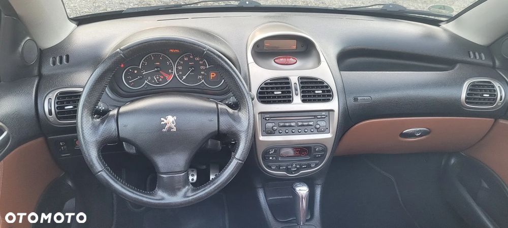 Peugeot 206 - 12