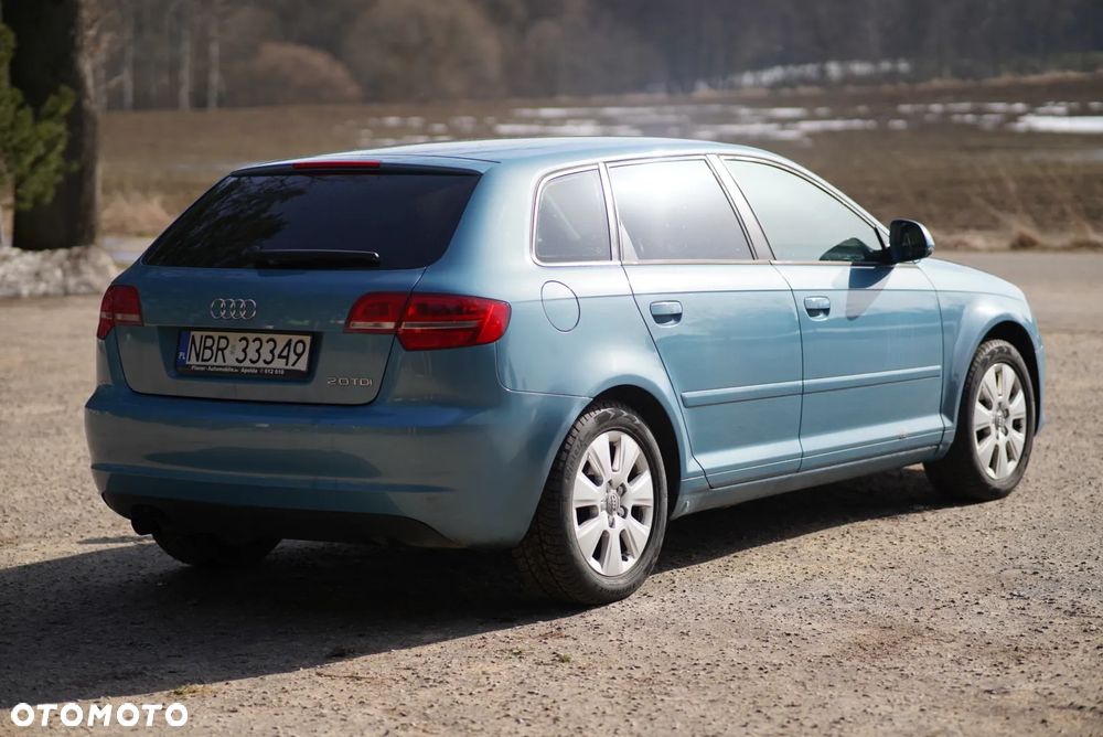 Audi A3 Sportback 2.0 TDI DPF Attraction - 6