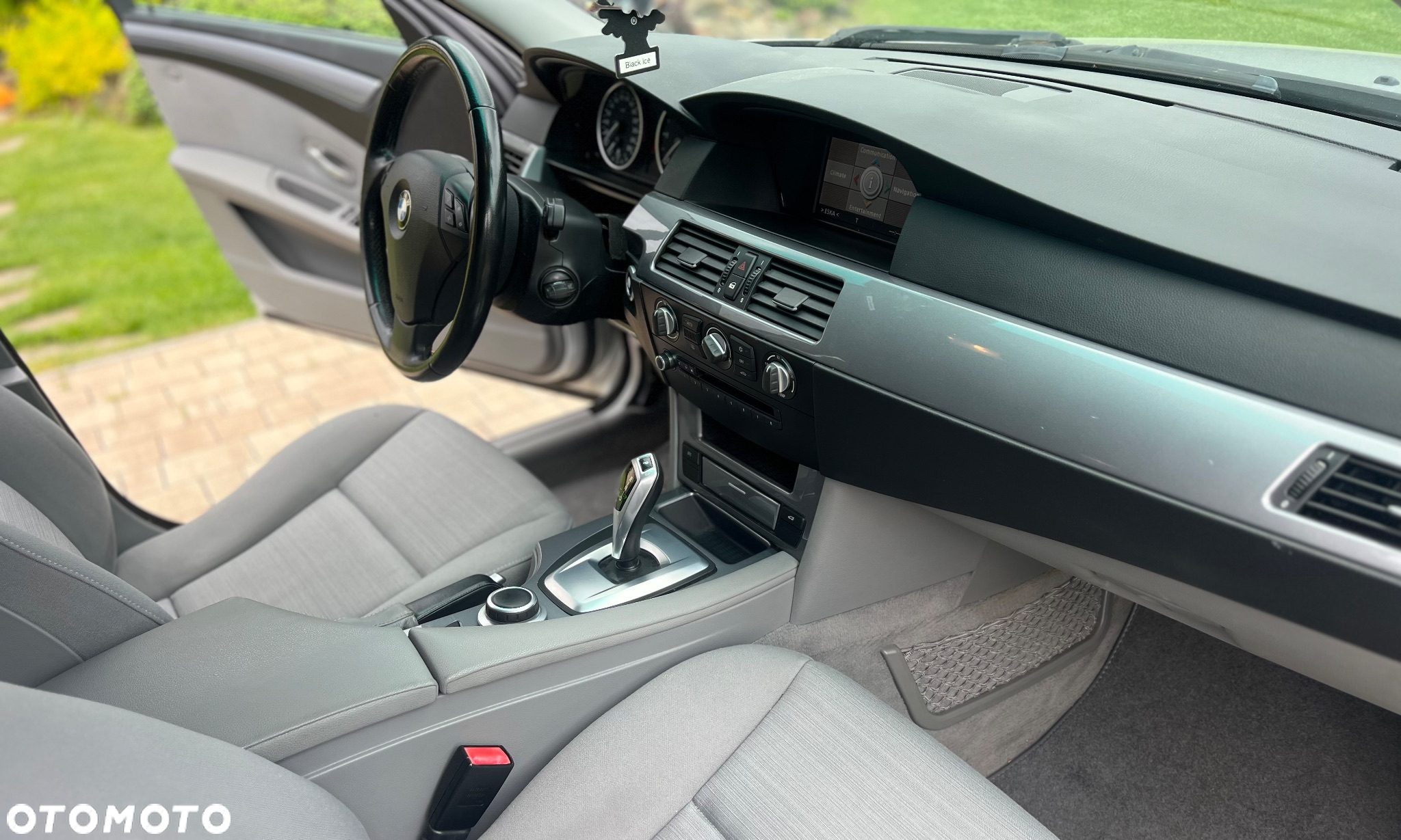 BMW Seria 5 530d Touring - 39