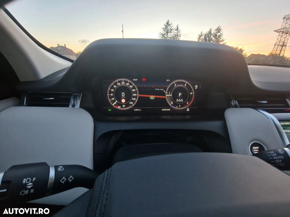 Land Rover Discovery Sport 2.0 l TD4 HSE Luxury Aut. - 16
