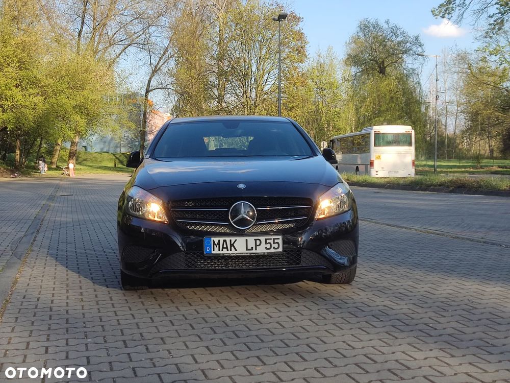 Mercedes-Benz Klasa A 180 (BlueEFFICIENCY) AMG Sport - 4