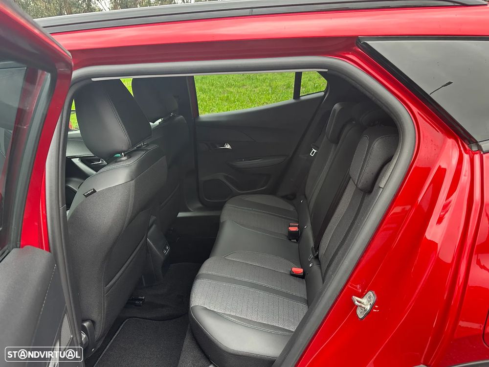 Peugeot e-2008 Allure+ - 22