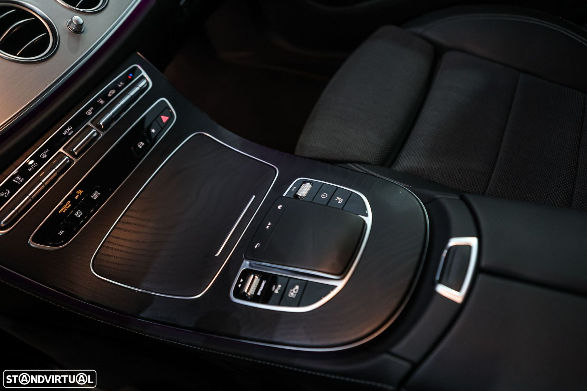 Mercedes-Benz E 300 de AMG Line - 21