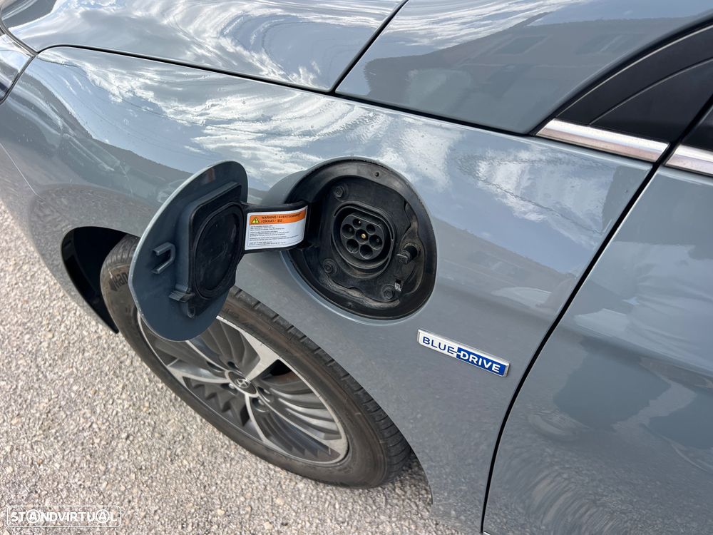 Hyundai Ioniq 1.6 GDI HEV Hybrid Tech - 27